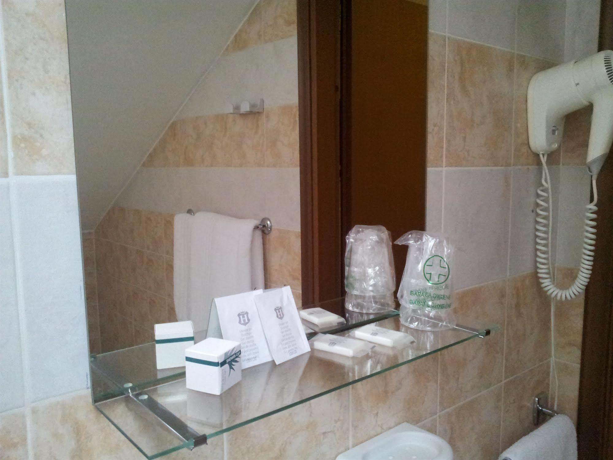 Hotel Imperial Turin Bagian luar foto