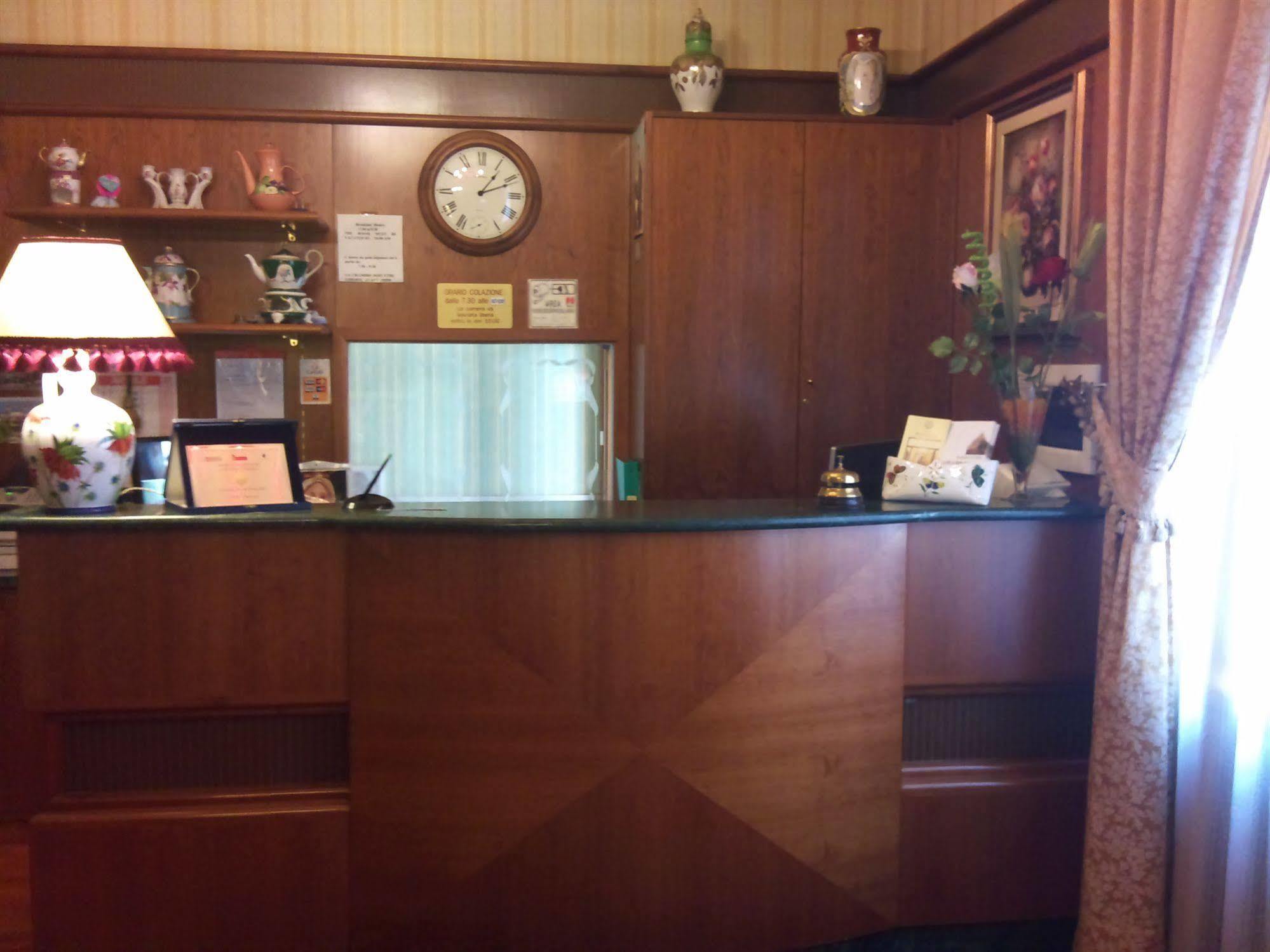 Hotel Imperial Turin Bagian luar foto